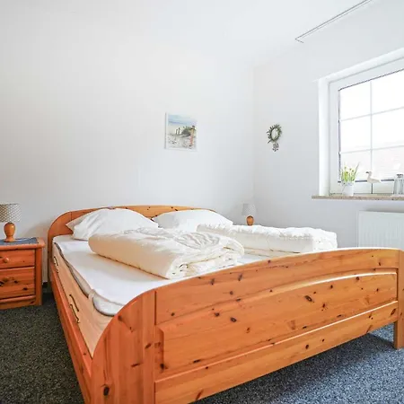 Riedgrashaus Riedgras 1