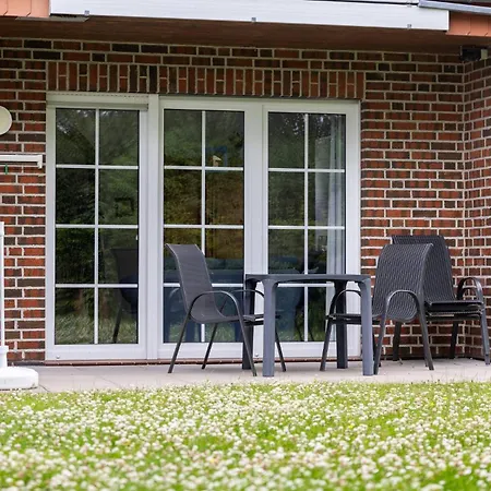 Riedgrashaus Riedgras 1 *